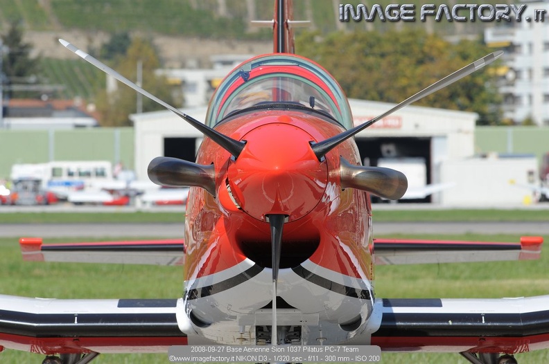 2008-09-27 Base Aerienne Sion 1037 Pilatus PC-7 Team.jpg